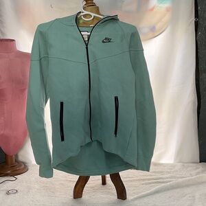 Nike Women's Mint Green Zip-Up Hoodie Jacket